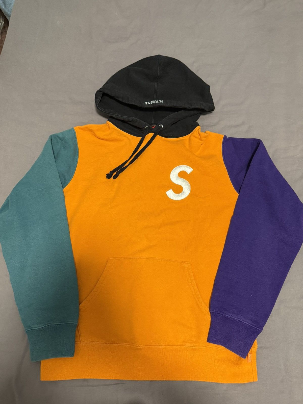 Supreme Supreme S logo colorblocked hooded sweatshirt hoodie Size US M / EU 48-50 / 2 - 1 Thumbnail