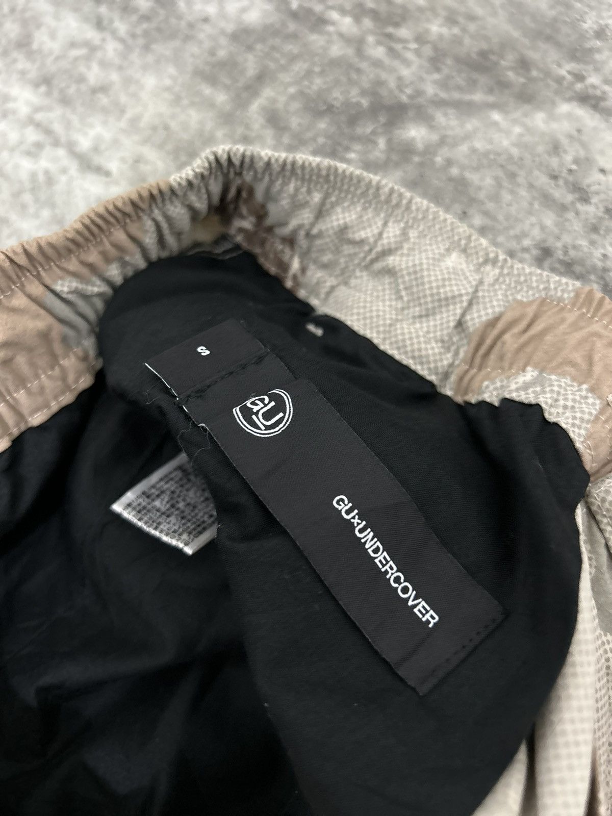 GU × Undercover Undercover x GU Military Camouflage Cargo Pans Size US 30 / EU 46 - 8 Thumbnail