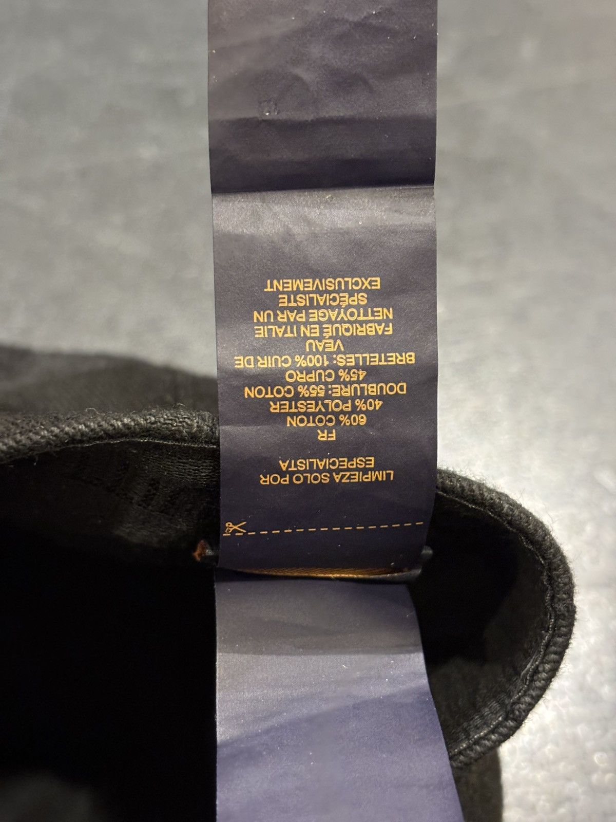 Louis Vuitton Louis Vuitton Essential Monogram Hat - Black Size ONE SIZE - 10 Thumbnail