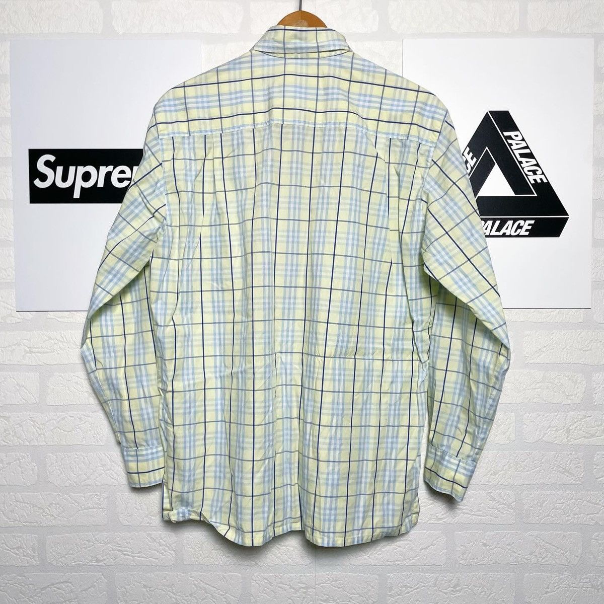 Burberry Burberry monogram shirts botton nova rare Size US M / EU 48-50 / 2 - 2 Thumbnail