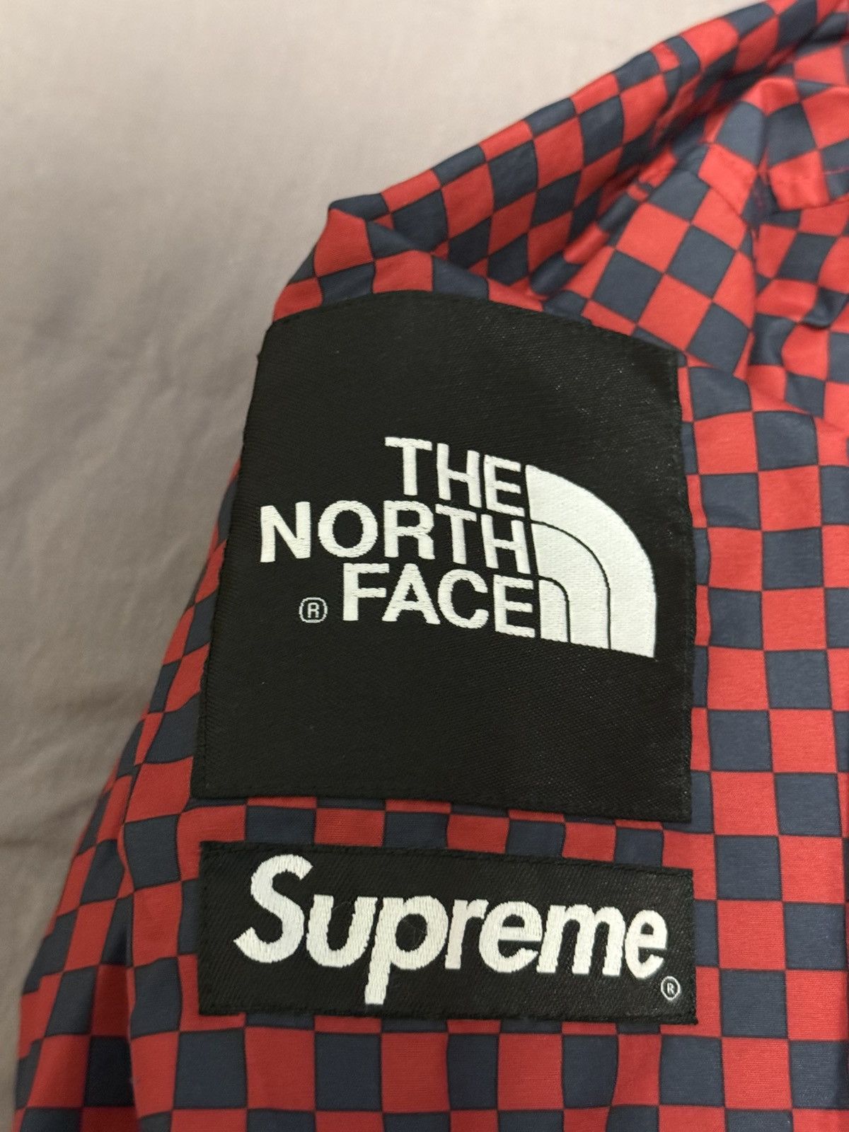 Supreme × The North Face Supreme the north face tnf red checkered pullover jacket Size US M / EU 48-50 / 2 - 5 Thumbnail