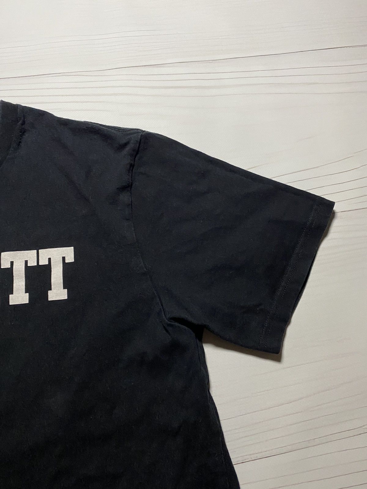Carhartt × Vintage Vintage Carhartt Box logo faded y2k t shirt Size US L / EU 52-54 / 3 - 6 Thumbnail