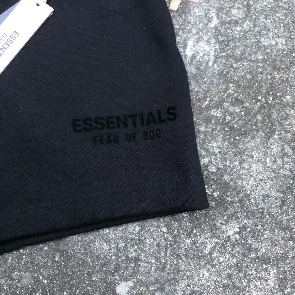 Essentials × Fear of God Essentials Fear of God Shorts Size US 34 / EU 50 - 2 Thumbnail
