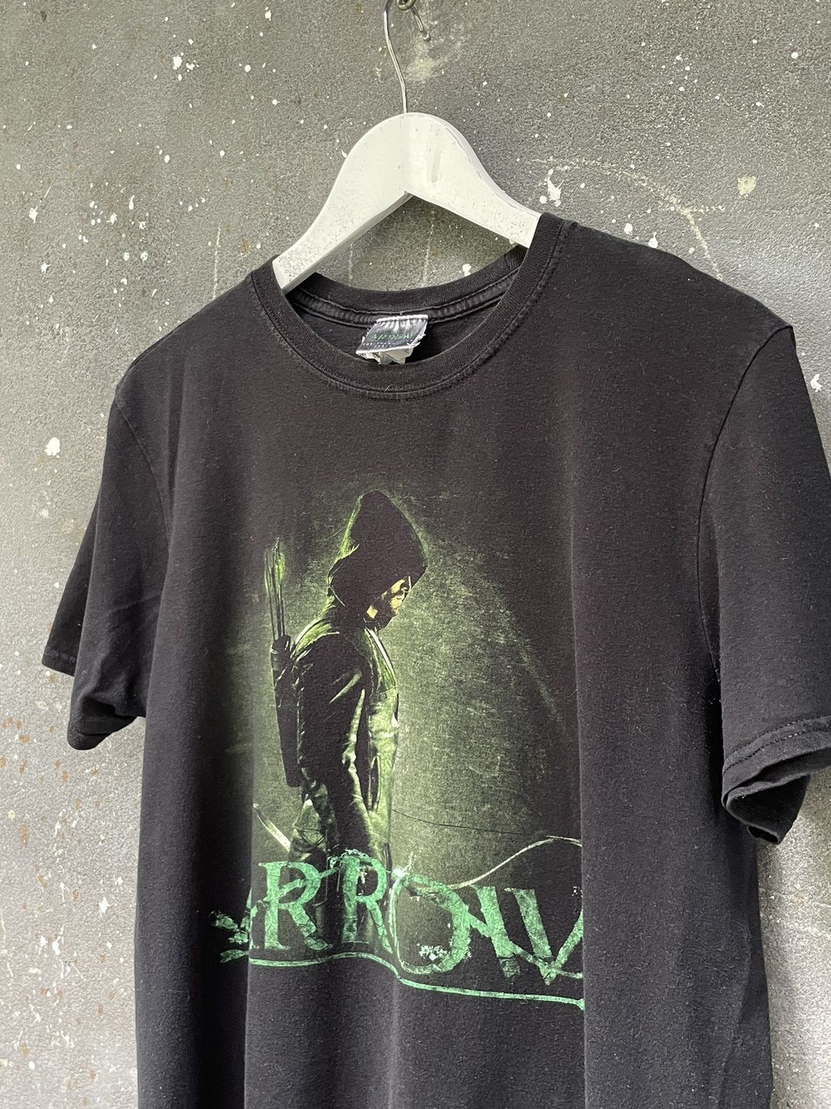 Vintage Vintage Y2K Arrow DC Movie T-Shirt RARE Size US M / EU 48-50 / 2 - 4 Thumbnail
