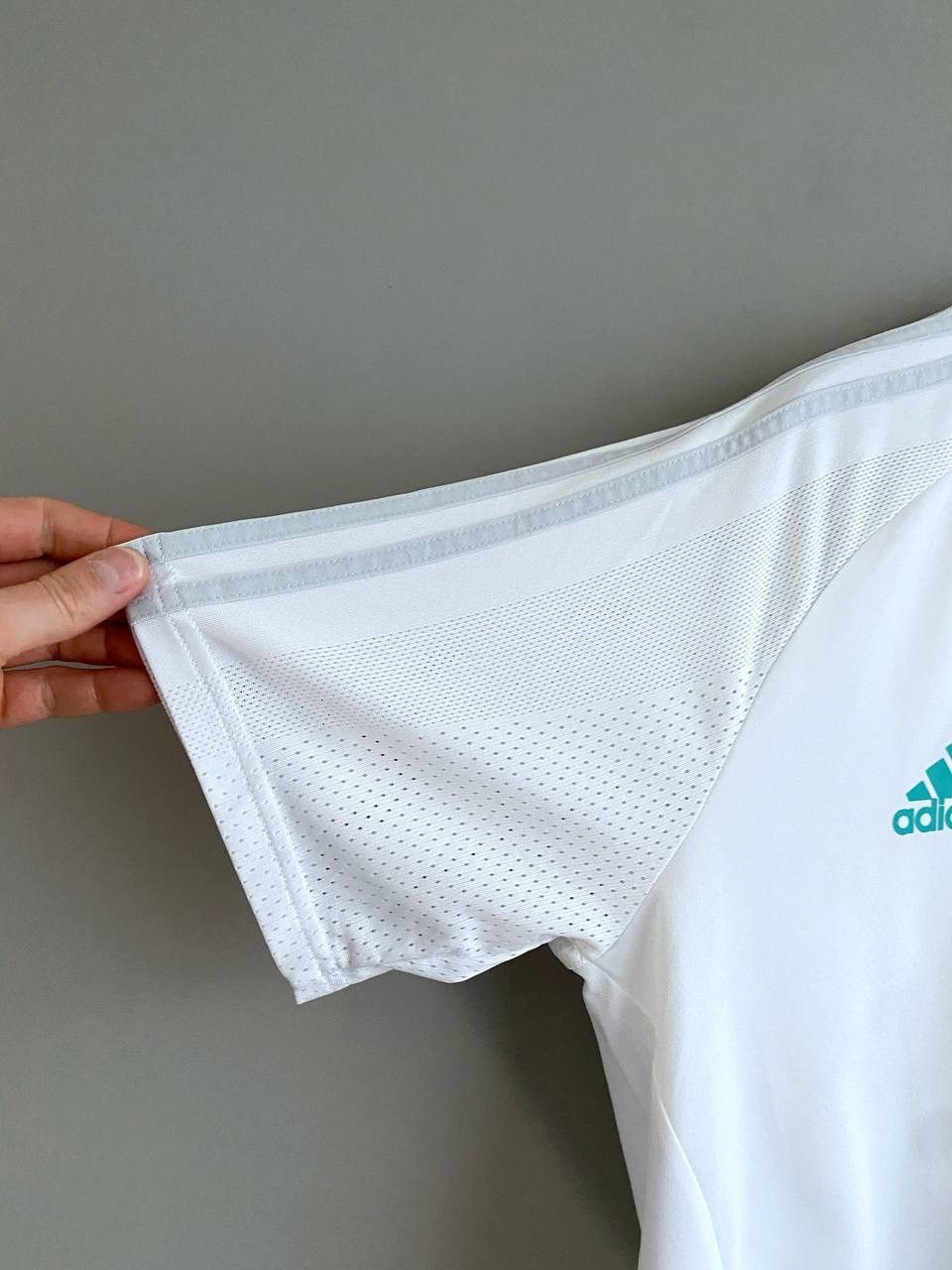 Adidas Adidas Real Madrid Training Soccer Jersey, Size XL BQ7914 Size US XL / EU 56 / 4 - 6 Thumbnail