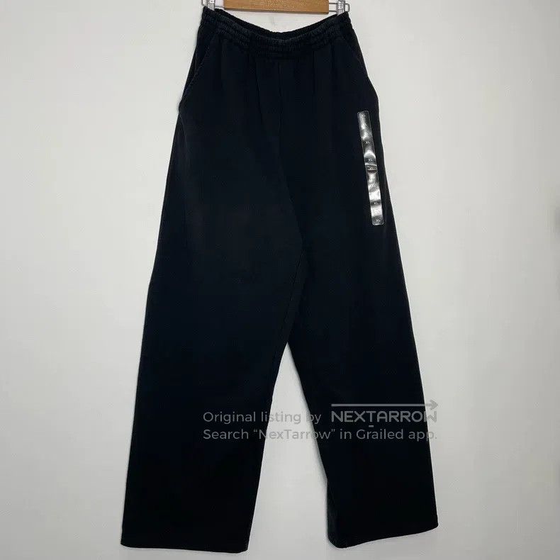 Balenciaga Balenciaga size S Tape Casual Elastic Wide Leg Knit Baggy Size US 27 - 1 Thumbnail
