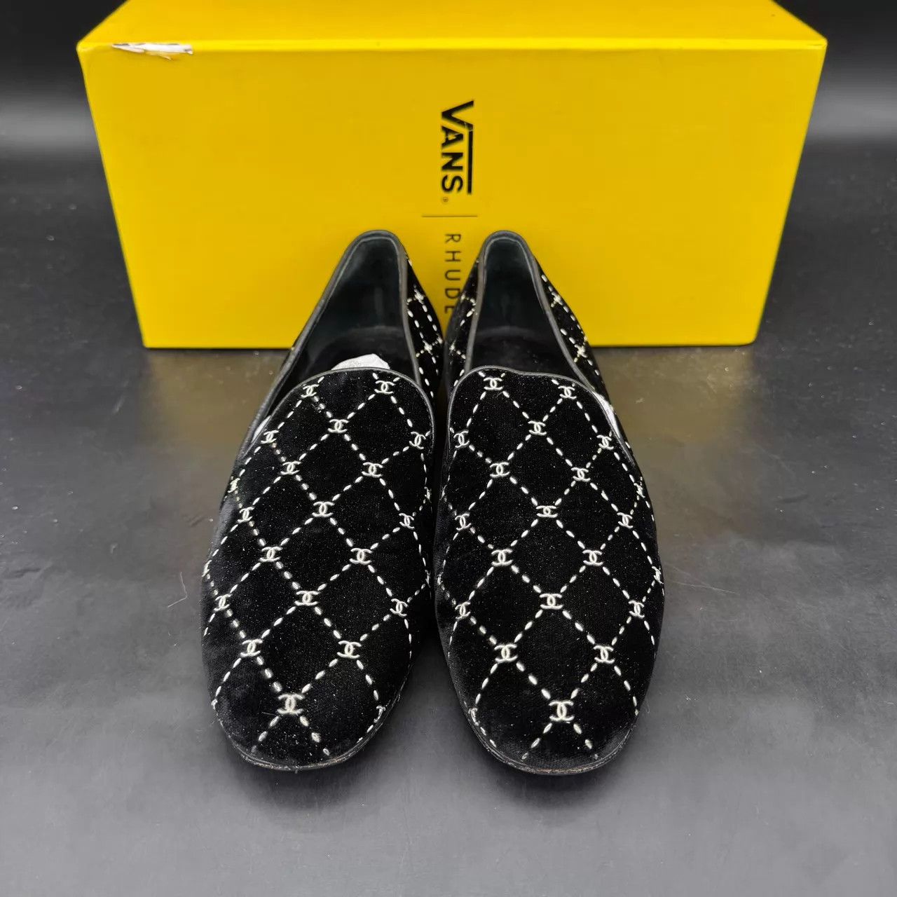 Chanel Chanel Monogram Velvet Flats EU37 Boxed Worn Resoled Size US 6.5 / IT 36.5 - 2 Thumbnail