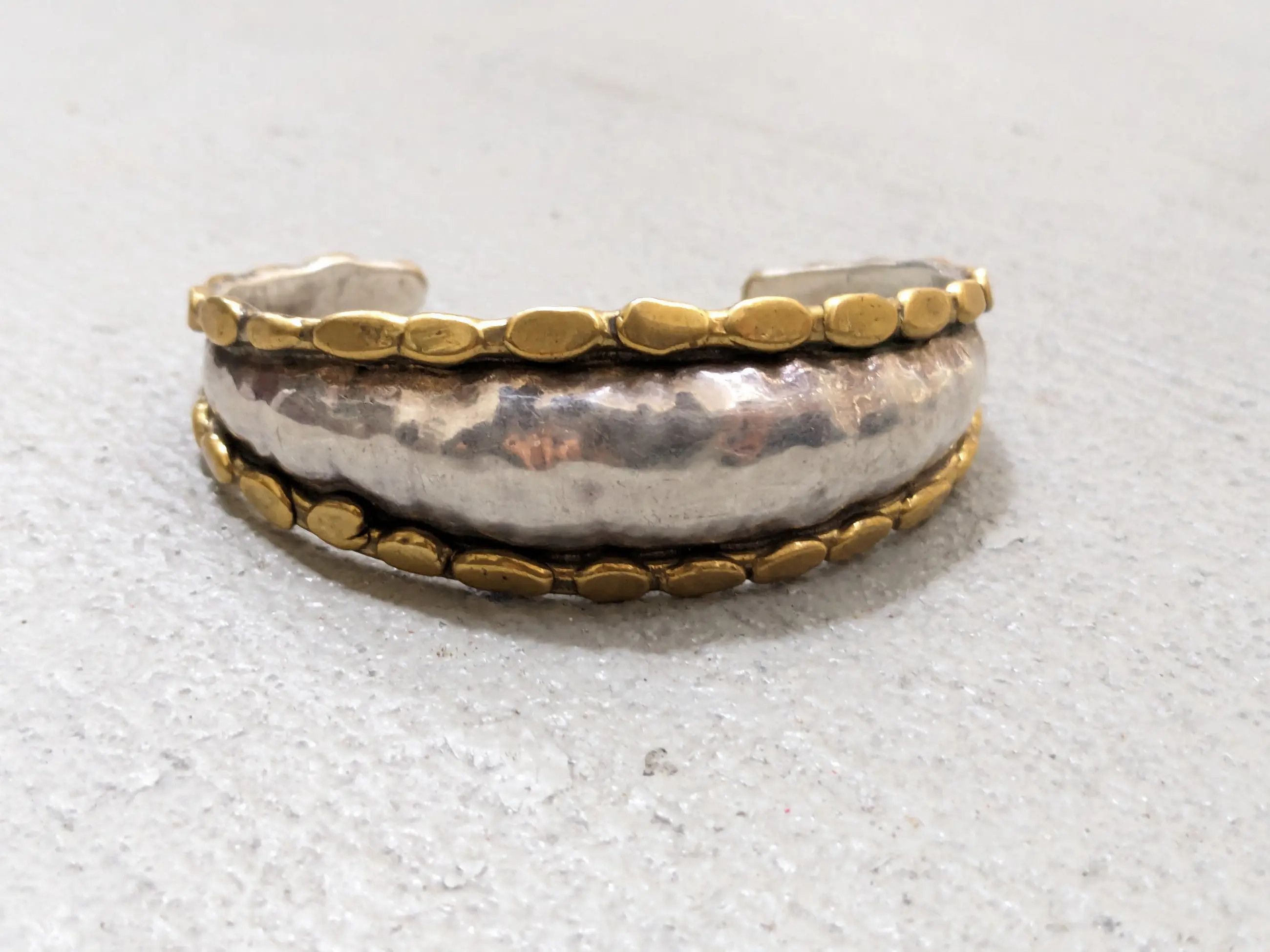 Jewelry Vintage Sterling Silver Cuff Bracelet Brass 5.5 Hammered Size ONE SIZE - 5 Thumbnail