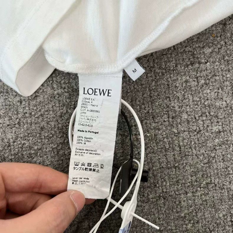 Loewe LOEWE White short-sleeved T-shirt Size M / US 6-8 / IT 42-44 - 5 Thumbnail