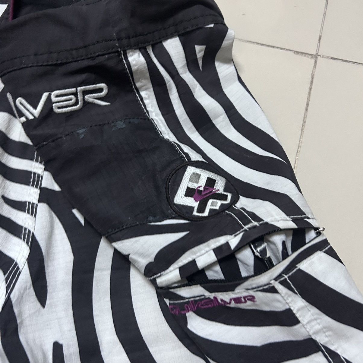 Quiksilver Quicksillver Surf 2000s Size US 34 / EU 50 - 7 Thumbnail