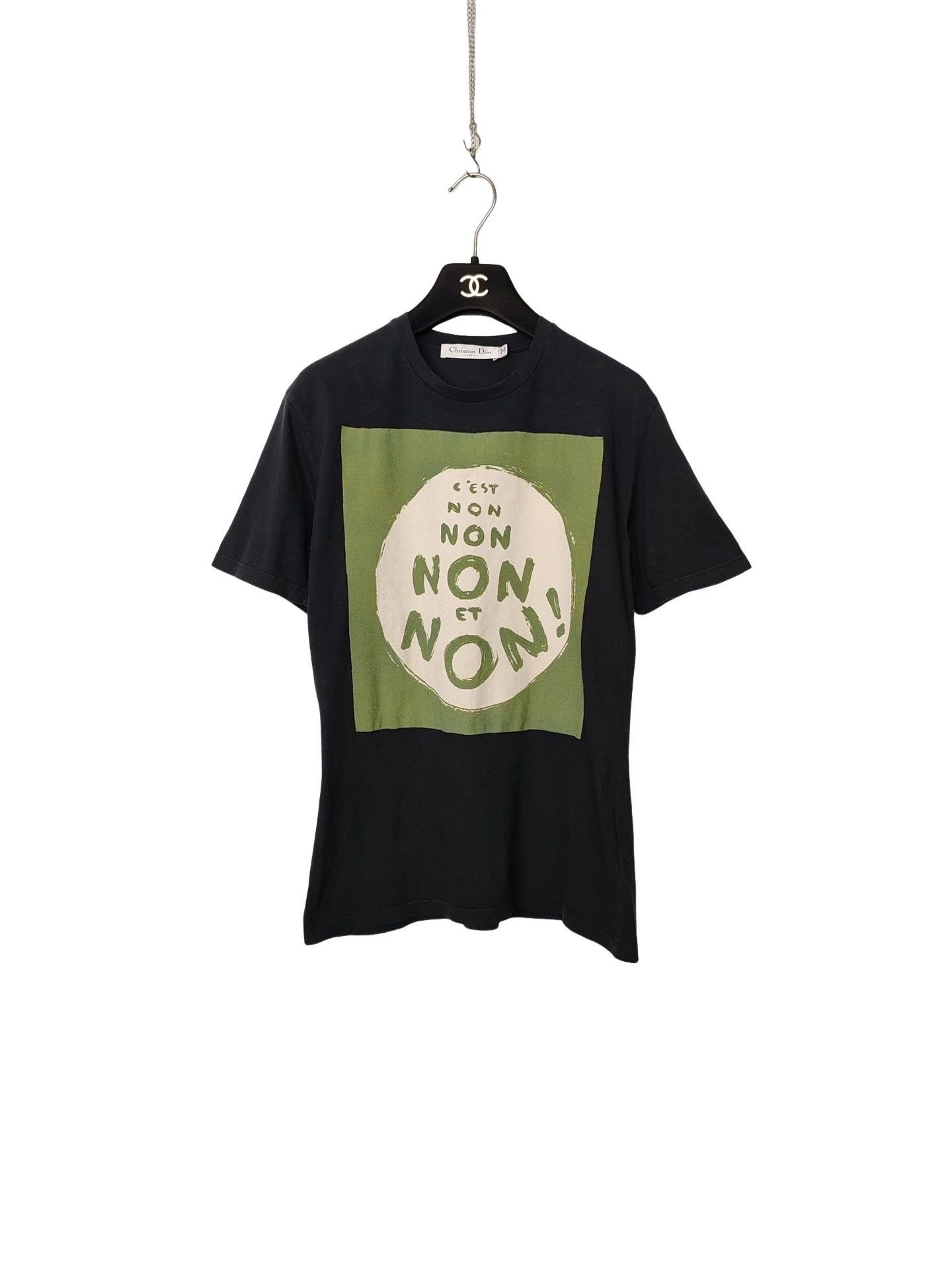 Dior Dior C'est Non Graphic T-Shirt Size XS Size US XS / EU 42 / 0 - 1 Thumbnail