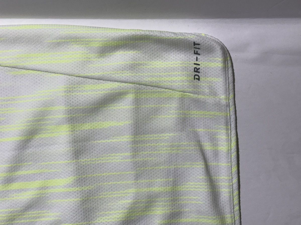 Nike Nike Dri-Fit Button Up Jersey Style Shirt Size US L / EU 52-54 / 3 - 5 Thumbnail