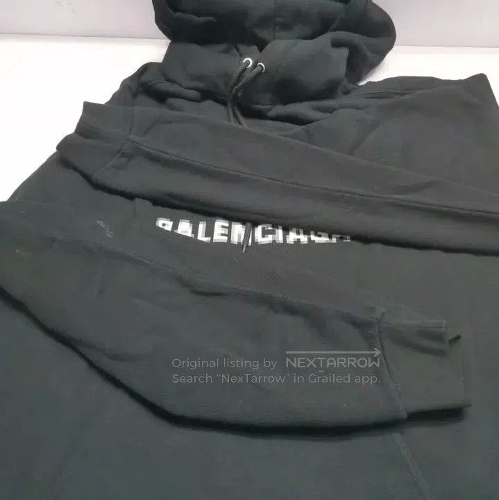 Balenciaga Balenciaga Logo Drawstring Sweatshirt for Men. Size US XS / EU 42 / 0 - 5 Thumbnail