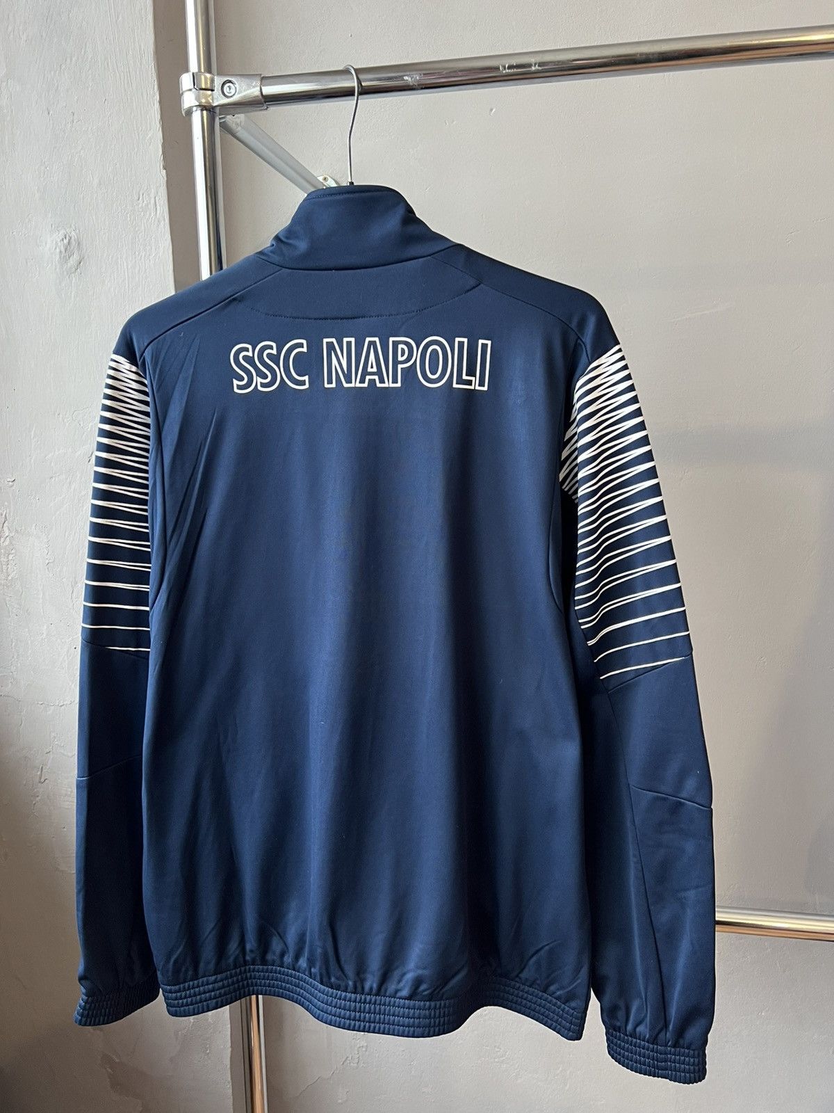 Macron 2015/16 NAPOLI SSC TRAINING SOCCER FOOTBALL ZIP JACKET XXL Size US XXL / EU 58 / 5 - 12 Thumbnail