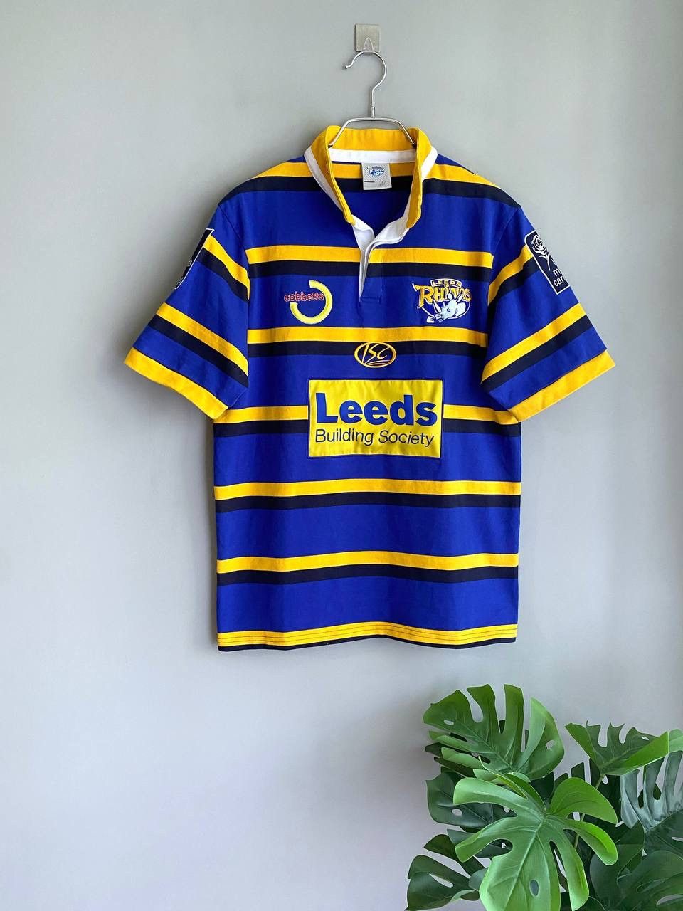 Other Leeds Rhinos England 2009/10 Vintage Rugby Jersey Y2K Size S Size US S / EU 44-46 / 1 - 1 Thumbnail