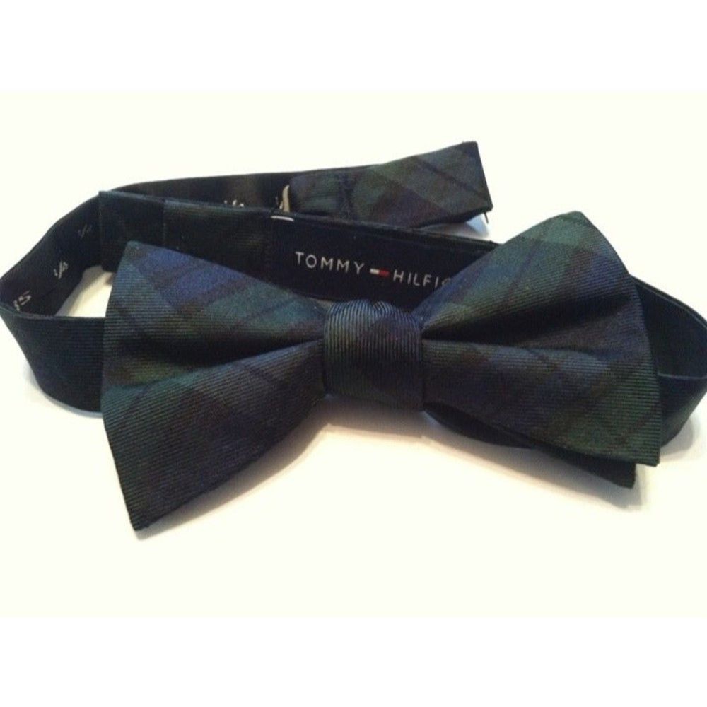 Tommy Hilfiger TOMMY HILFIGER NAVY/GREEN 100%SILK BOW TIE Size ONE SIZE - 2 Thumbnail