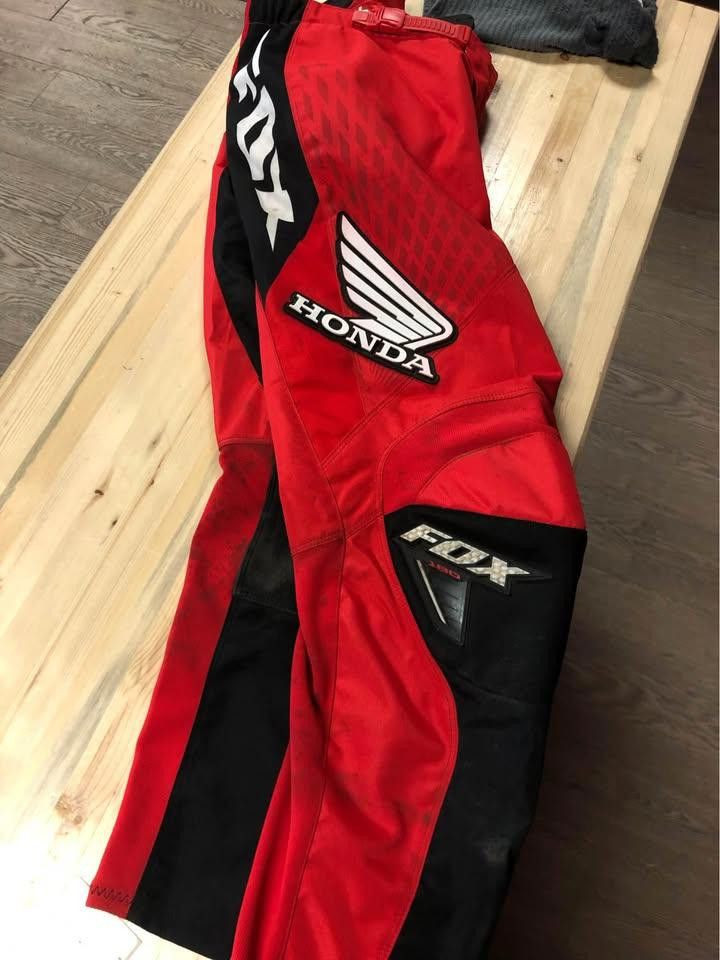 Fox Racing Fox Racing Womens Honda Red MX Pants - Size 34 Size 34" / US 12 / IT 48 - 4 Thumbnail