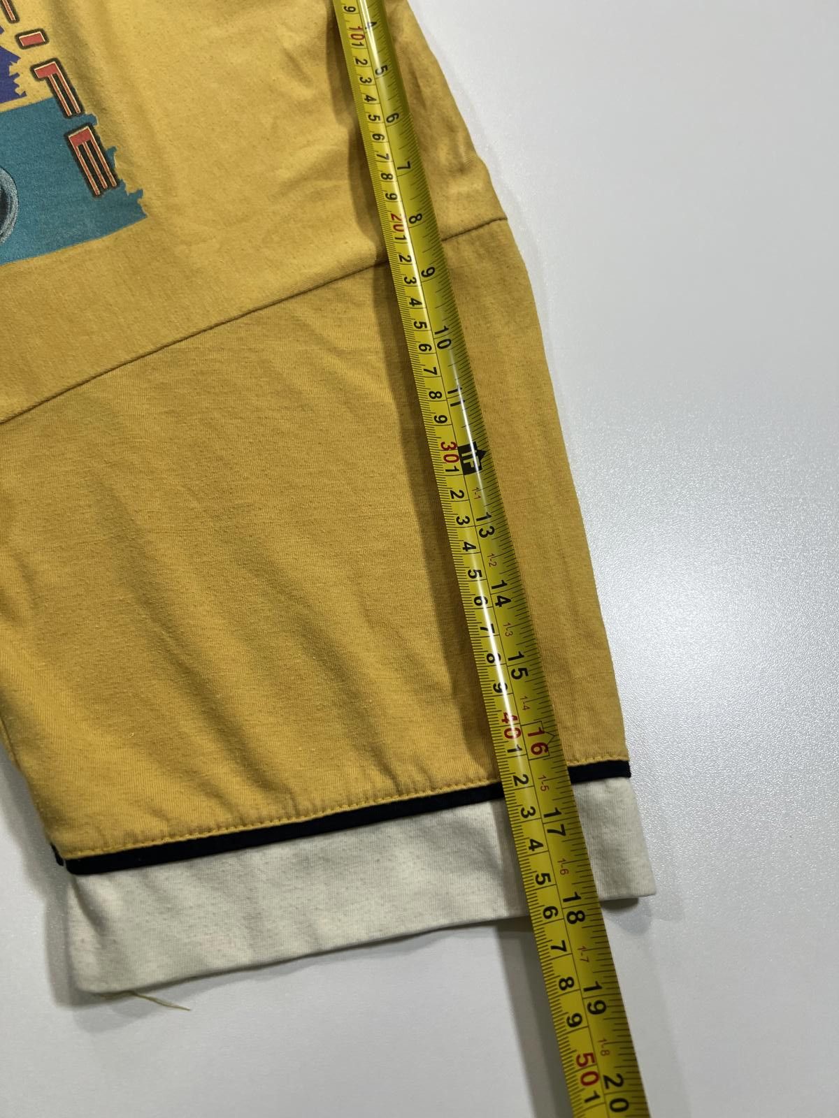 Other Westlife 2003 World Tour Vintage Yellow Graphic T-Shirt Size ONE SIZE - 6 Thumbnail