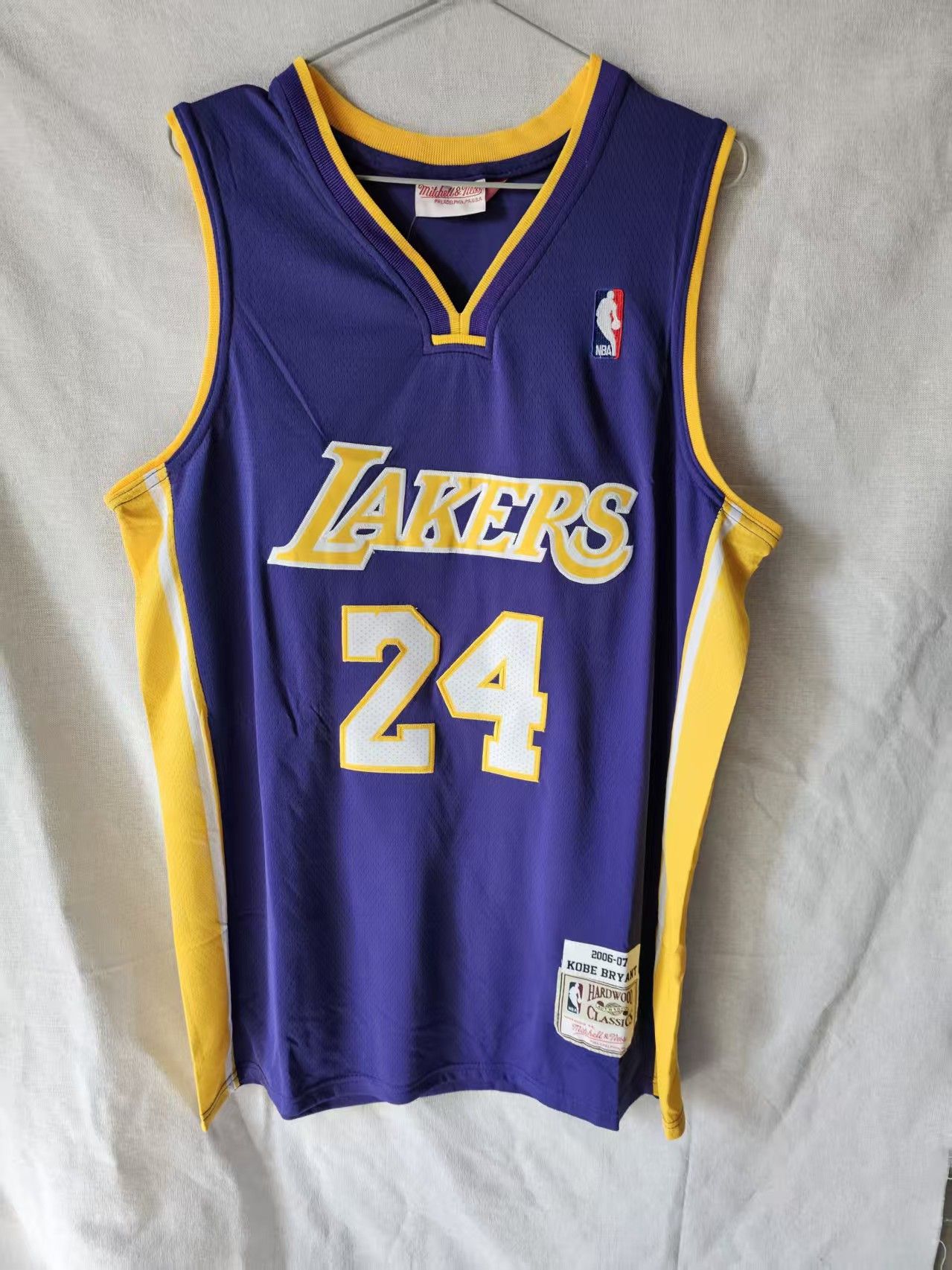 NBA Los Angeles Lakers 24 Kobe Bryant Jersey Stitched Purple Size US M / EU 48-50 / 2 - 1 Thumbnail