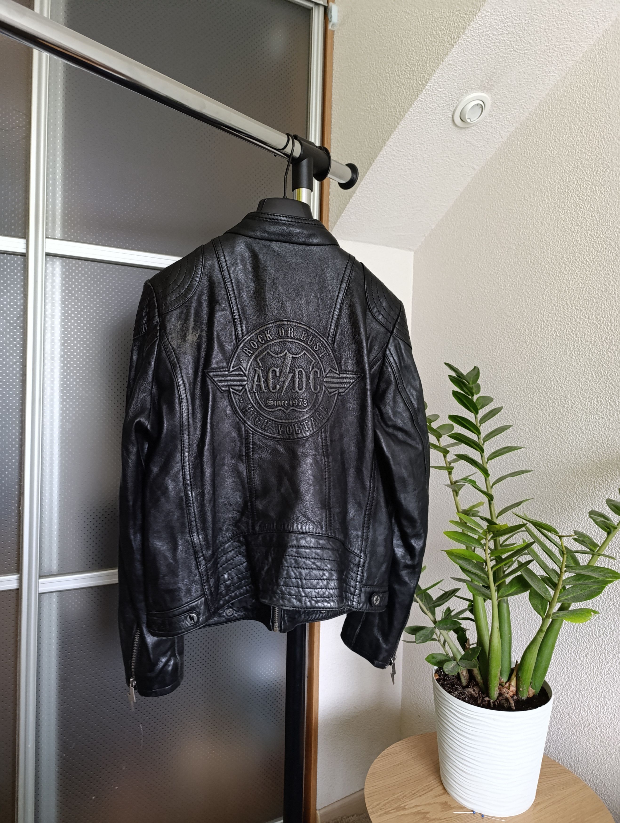 AC/DC EMP SIGNATURE COLLECTION WOMENS LEATHER BIKER JACKET AC/DC Size L / US 10 / IT 46 - 1 Thumbnail