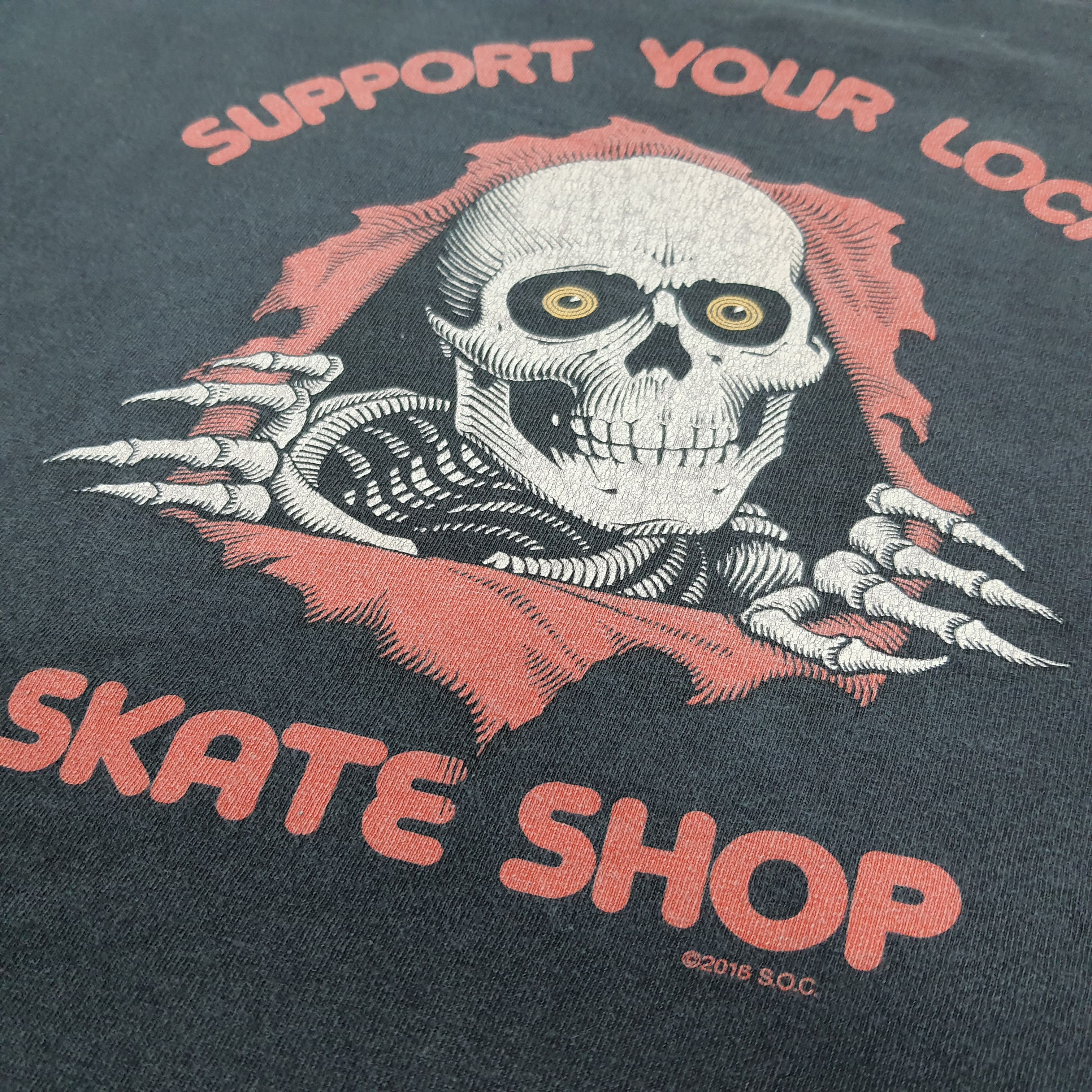 Japanese Brand × Powell Peralta × Vintage Vintage Powell Peralta Skate Shop Tshirt Size US XL / EU 56 / 4 - 2 Thumbnail