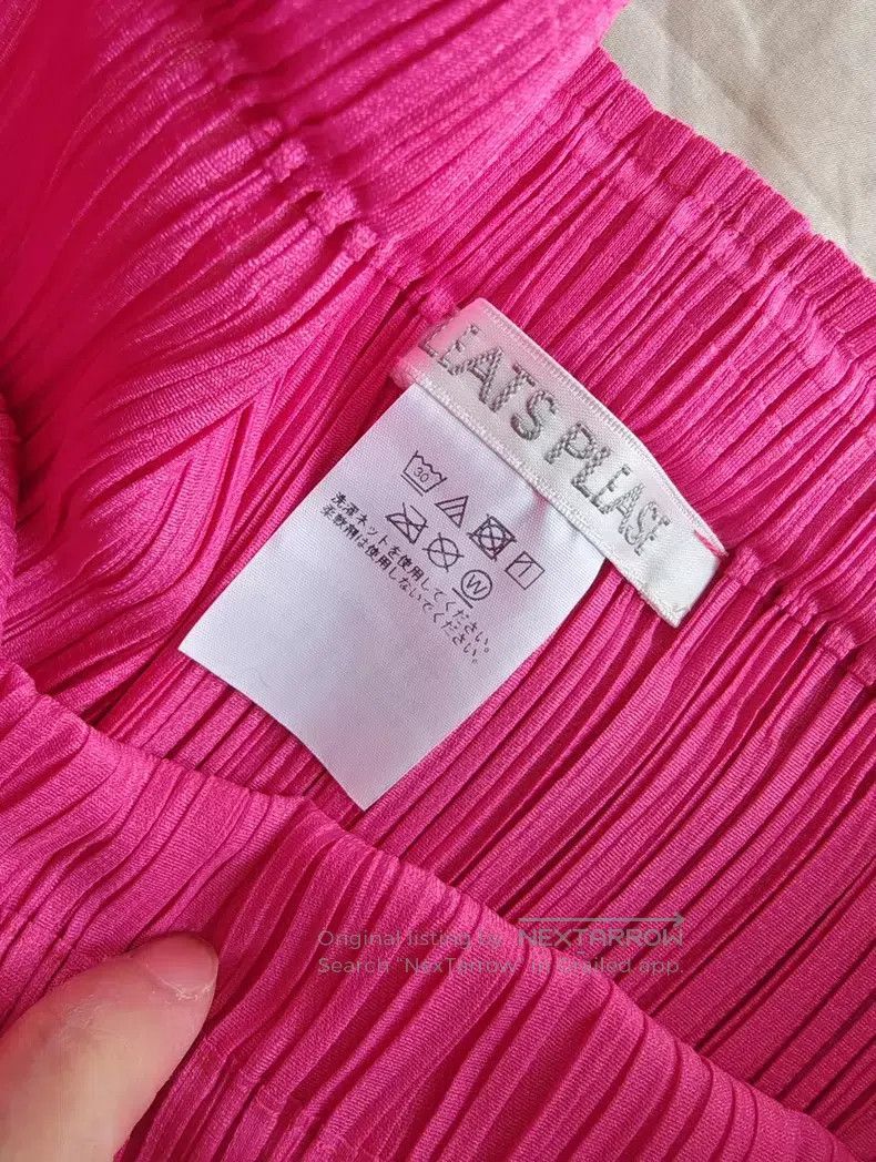 Issey Miyake Issey Miyake size:3 Pink skirt Size 31" - 2 Thumbnail