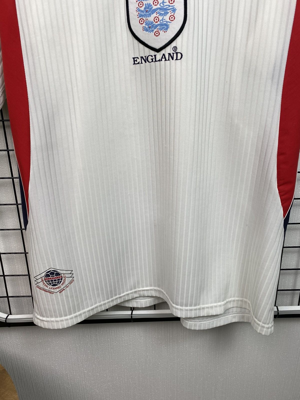 Umbro × Vintage Vintage England 1997/1999 Home Jersey Soccer XL Football Size US XL / EU 56 / 4 - 6 Thumbnail