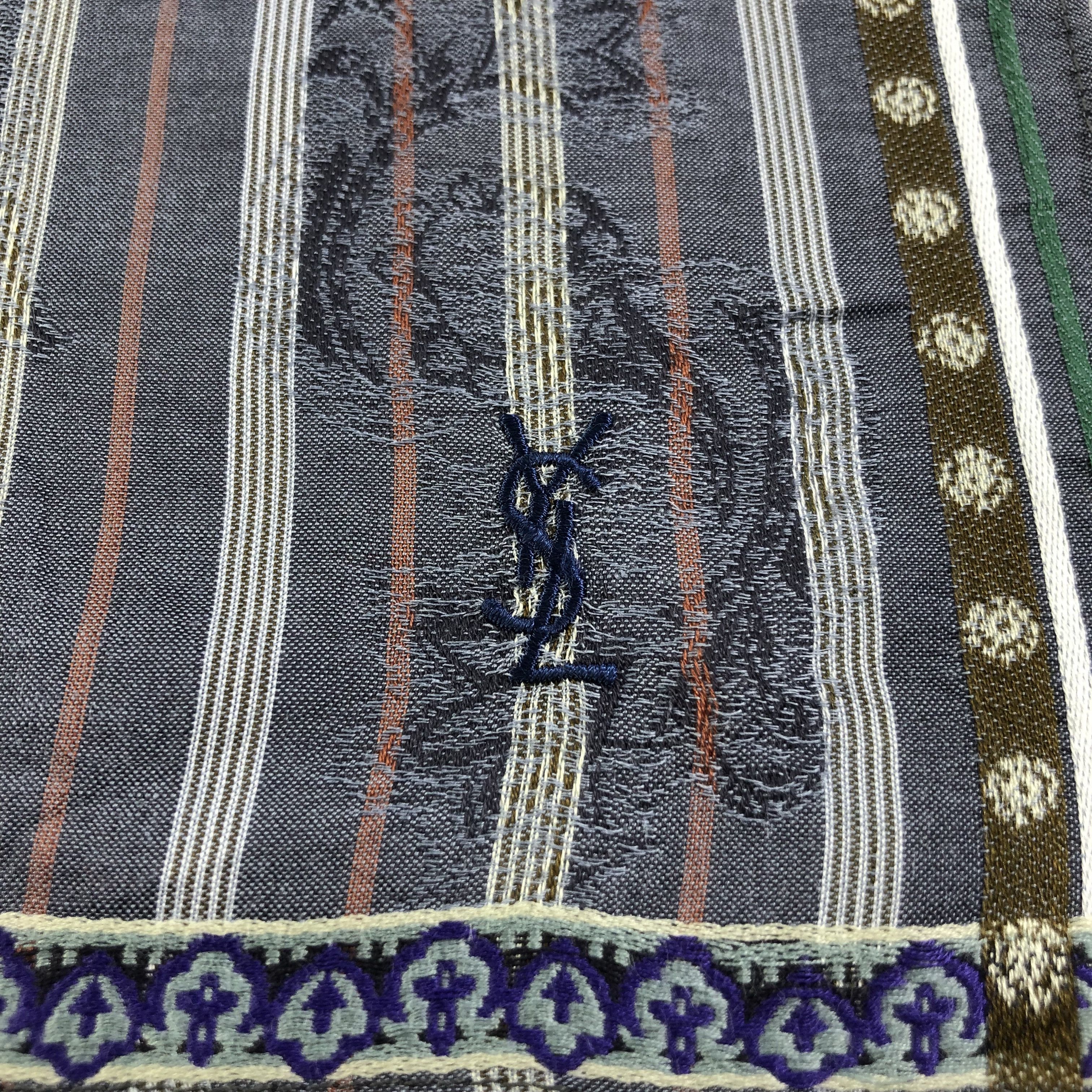 Yves Saint Laurent YSL Paisley Handkerchief Neckerchief Bandana H1728 Size ONE SIZE - 4 Thumbnail