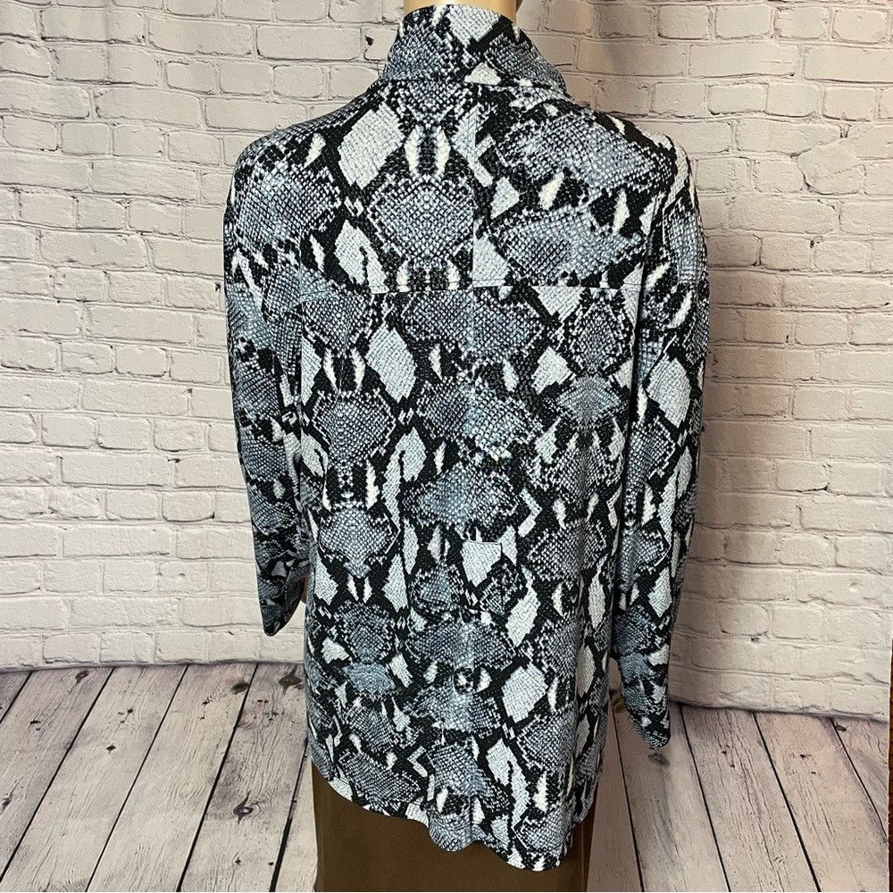 Chicos Chico's Snake Print Full Zip Stretch Long Sleeve Jacket Siz Size XL / US 12-14 / IT 48-50 - 4 Thumbnail