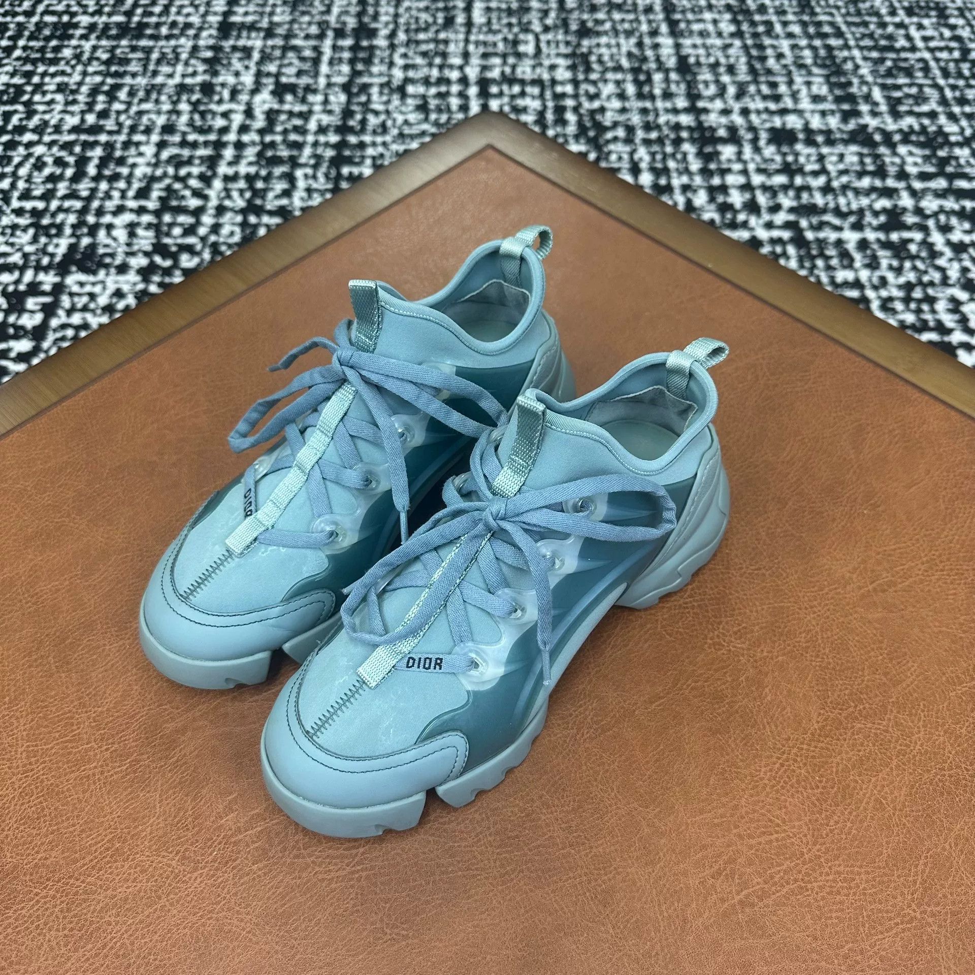 Dior Dior Blue Lowtop Sneakers it_36-5 Women Size US 6.5 / IT 36.5 - 1 Thumbnail
