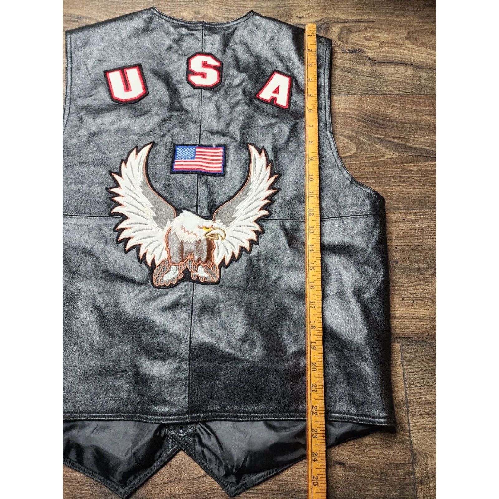 Vintage Sedona Mens L Leather Biket Vest American Eagle Snap Vest Black 90s? USA Flag Embroidered Leather Like Material on Eagle/USA Snap Front Mens Size US L / EU 52-54 / 3 - 2 Thumbnail