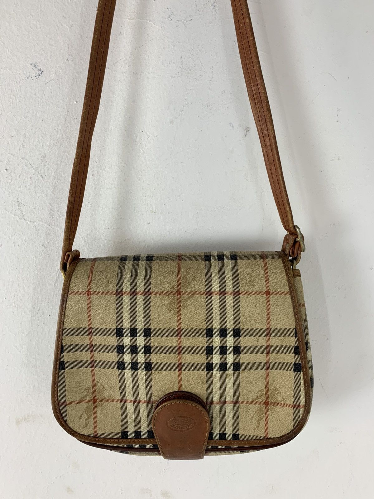 Burberry Burberrys London Leather Shoulder Bag Nova Checked Monogram Size ONE SIZE - 4 Thumbnail