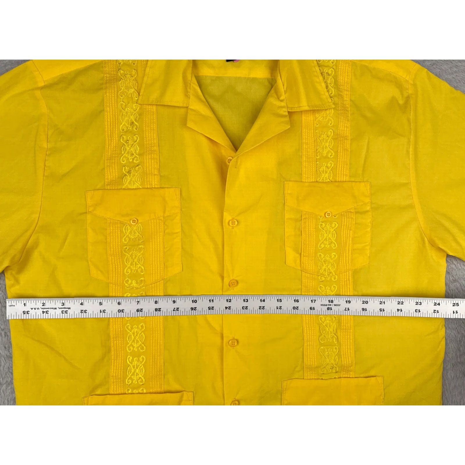 Omega Omega Fashion Guayabera Shirt Mens Adult 17.5 Yellow Cotton Polyester Blend 4 Pocket Button-Up Short Sleeve Casual Beach Classic 90s? Size US XXL / EU 58 / 5 - 7 Thumbnail