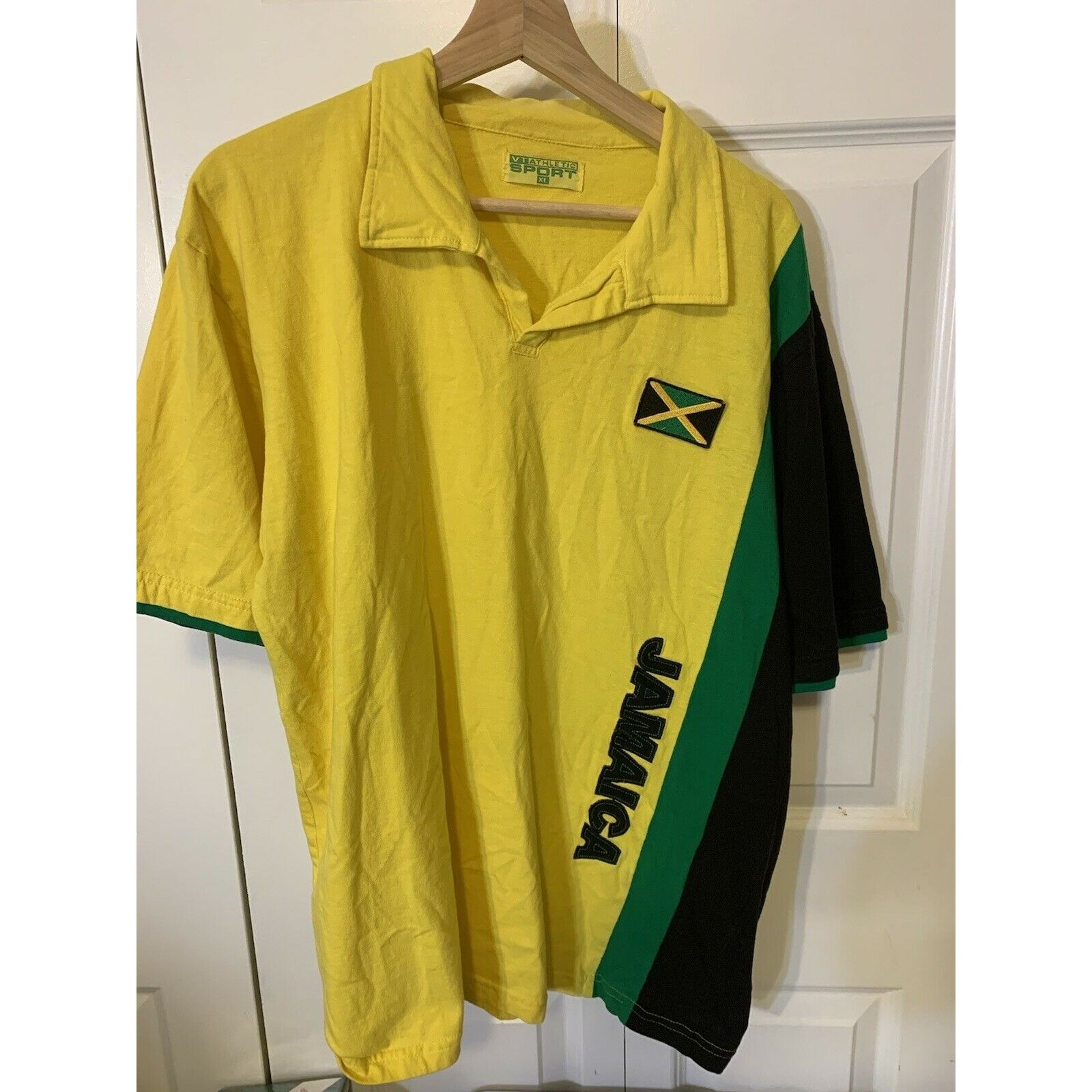 Other VT Athletic Sport Men’s Sz XL Soccer/Rugby Yellow Spell Out Size US XL / EU 56 / 4 - 3 Thumbnail
