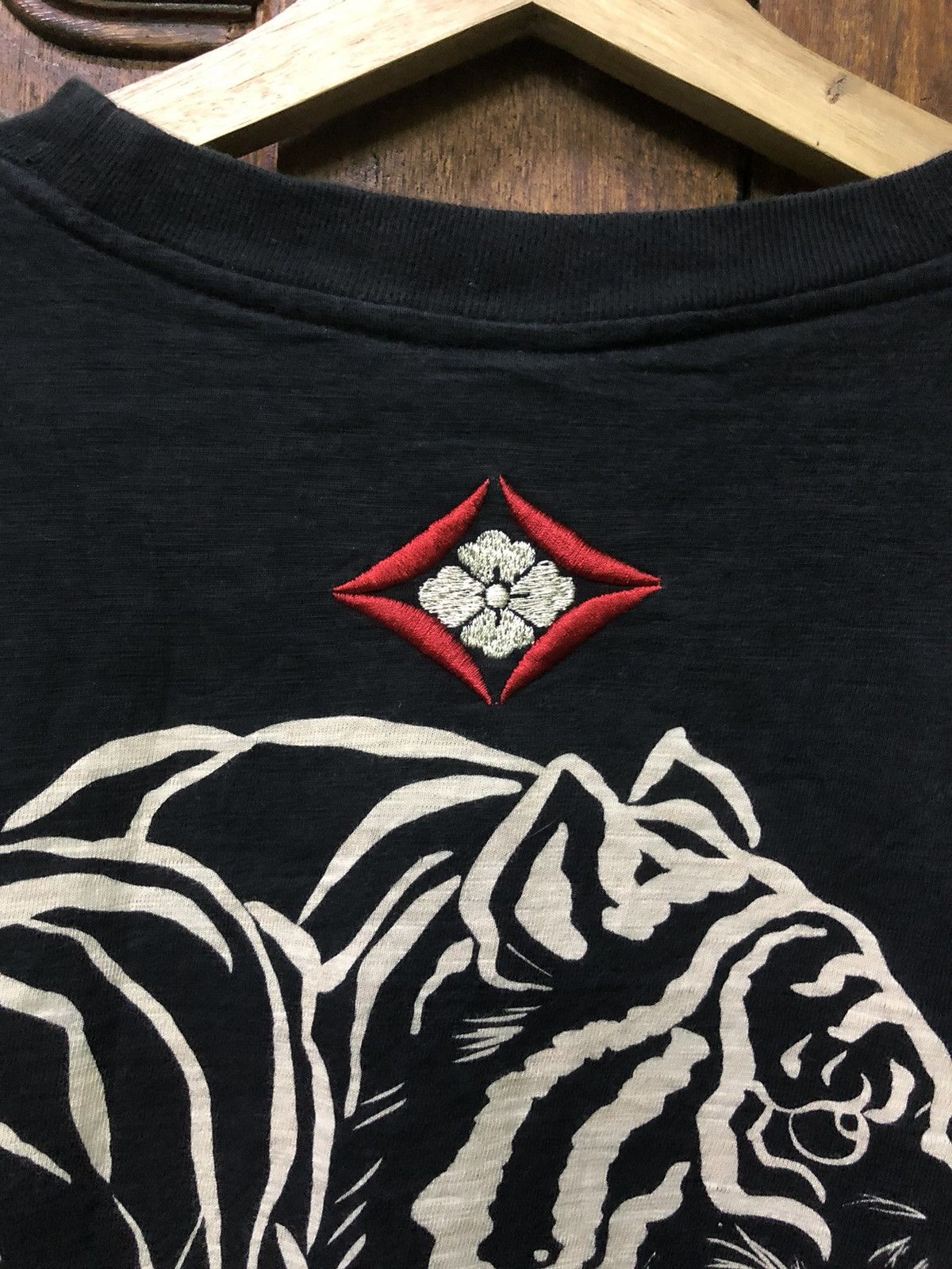 Bullet Noise Vintage Sukajan Angry Tiger Rare Shirt Tee Size US L / EU 52-54 / 3 - 12 Thumbnail