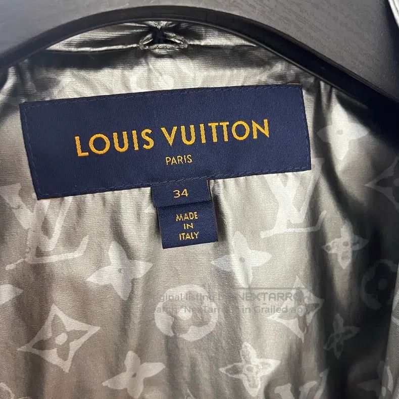 Louis Vuitton Louis Vuitton Full silver logo jacket Size XXS / US 00 / IT 34 - 4 Thumbnail