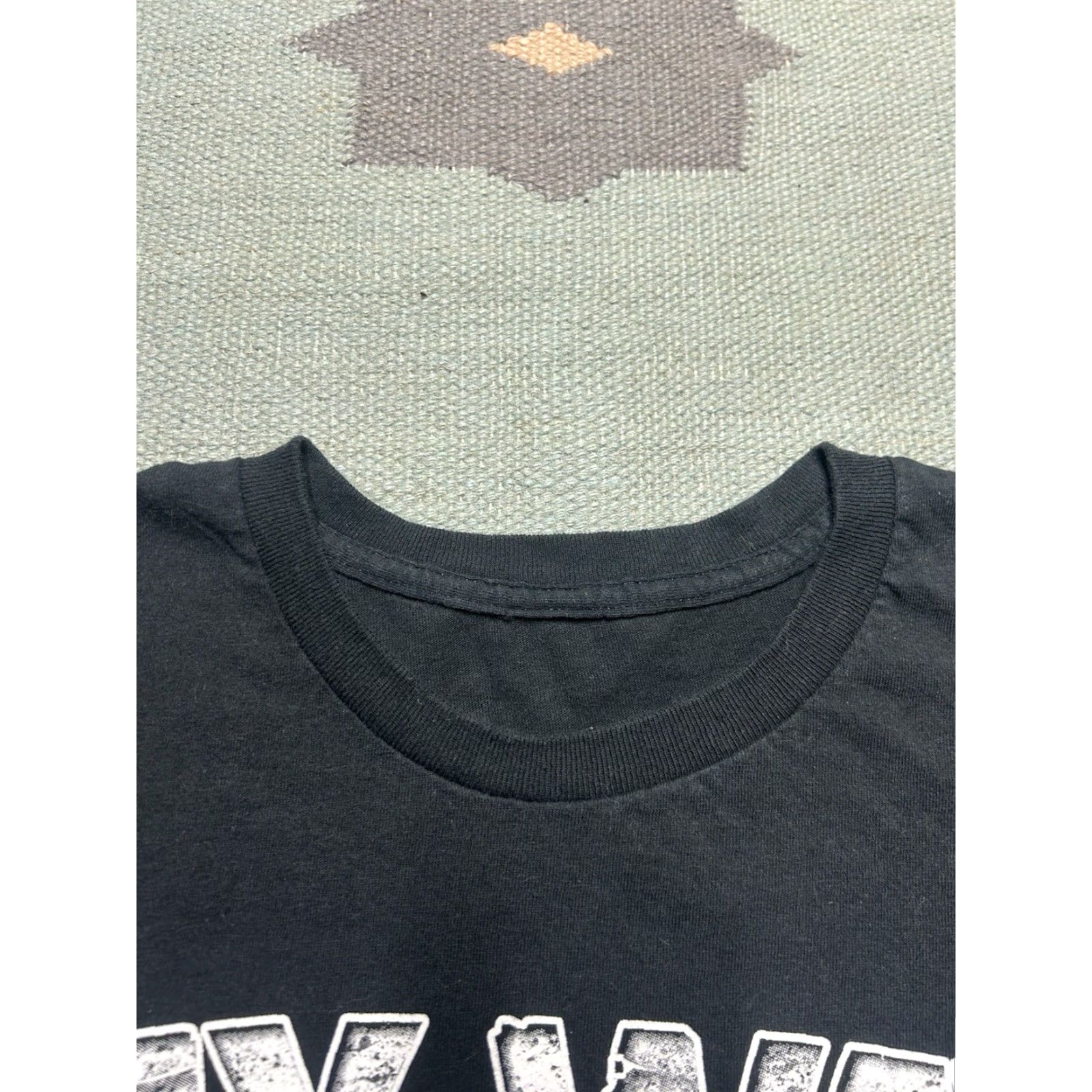 Vintage VINTAGE Unbranded T-Shirt Graphic my way or the highway girl babe guns badass XL Black Mens T-Shirt 1980s 90s style Size US XL / EU 56 / 4 - 3 Thumbnail