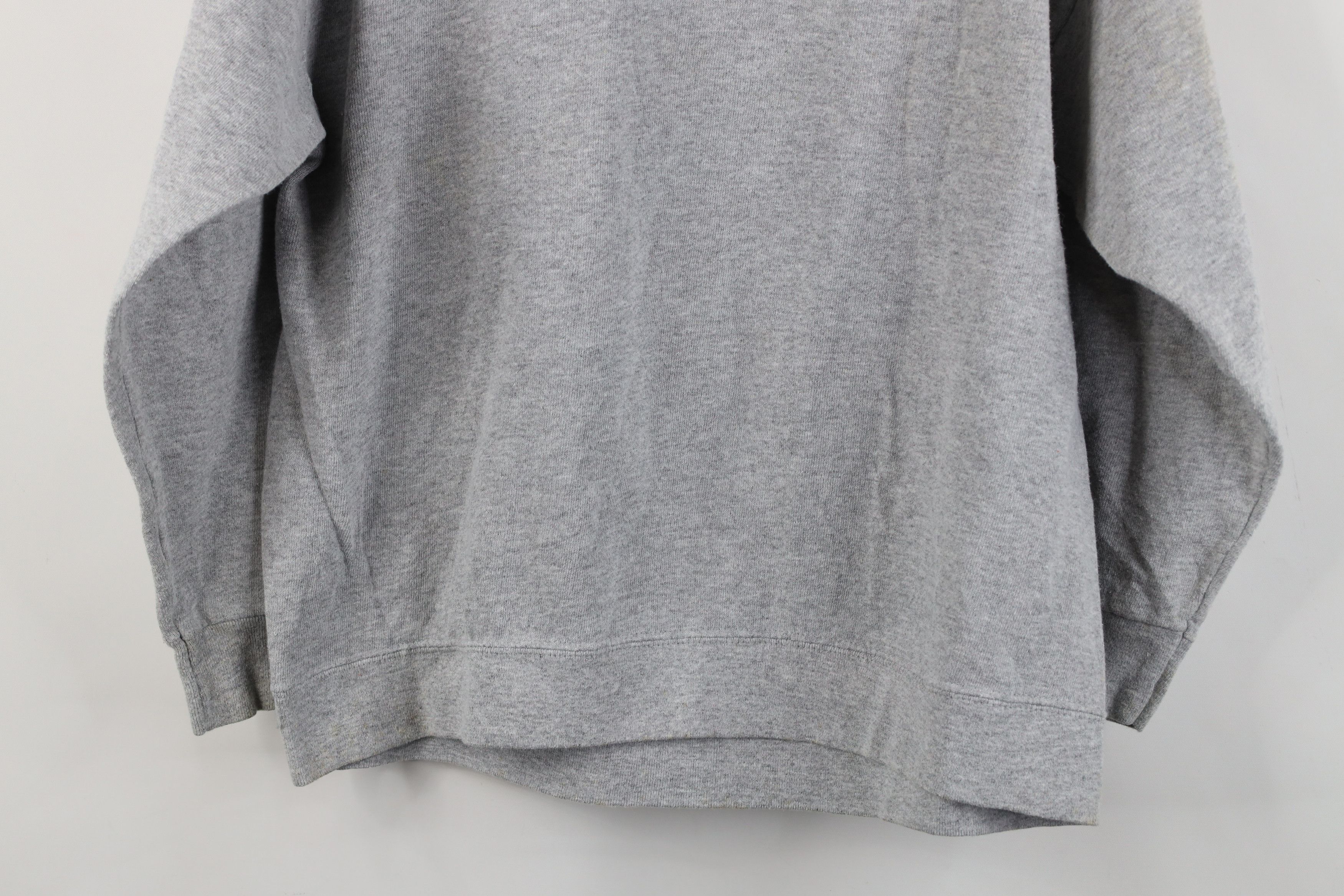 Disney Vintage 90s Disney Snow White Dwarf Crewneck Sweatshirt Size S / US 4 / IT 40 - 13 Thumbnail