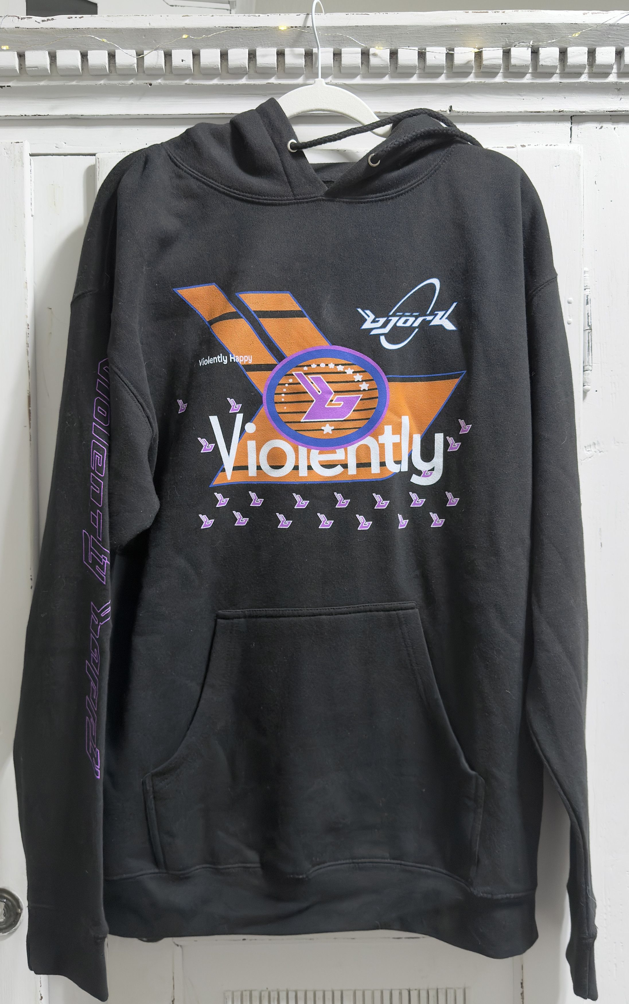 Band Tees Bjork Violently Happy Debut Hoodie Size US XL / EU 56 / 4 - 1 Thumbnail