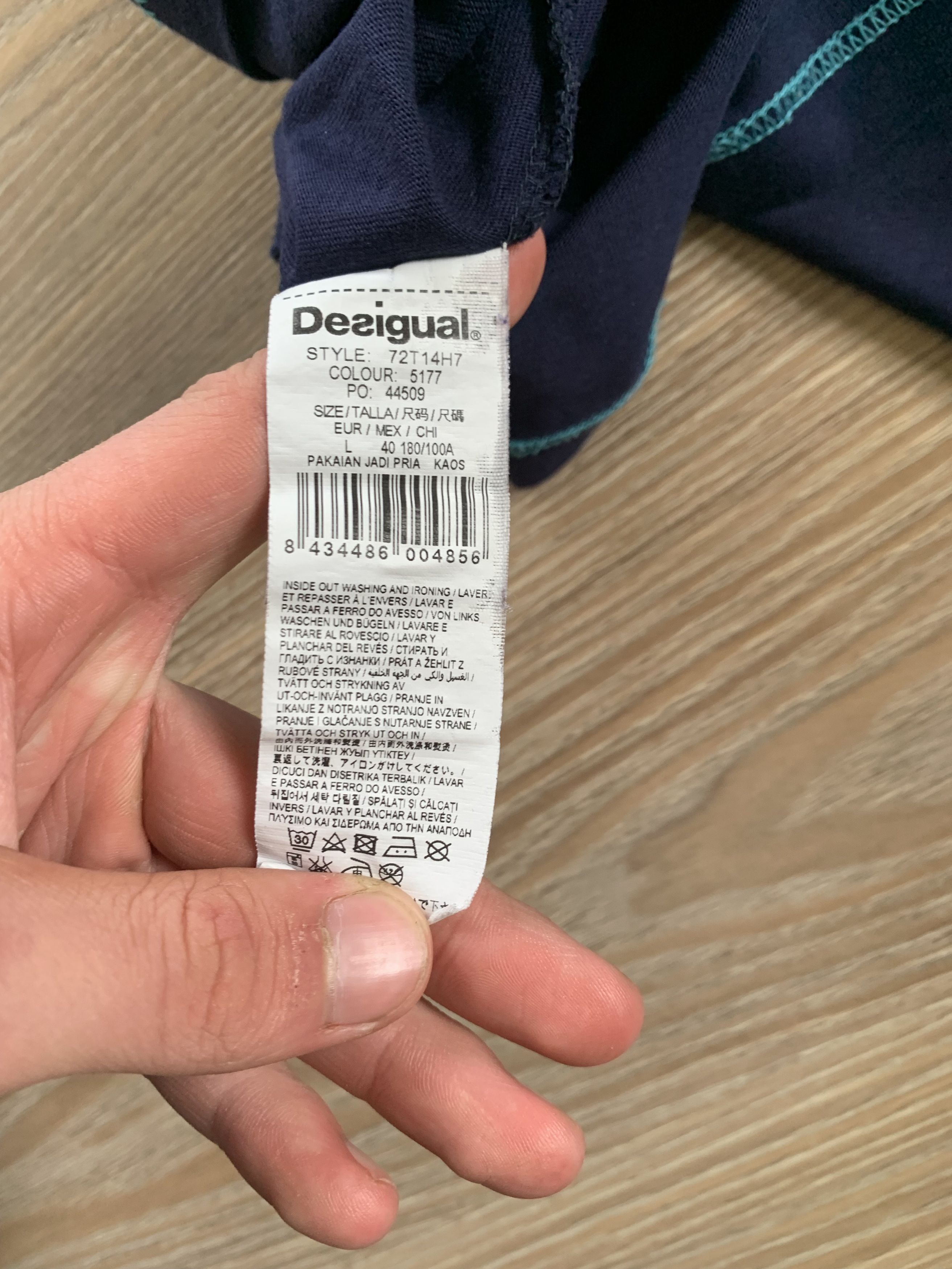 Designer × Desigual Vintage Desigual Printed T Shirt Size US L / EU 52-54 / 3 - 8 Thumbnail