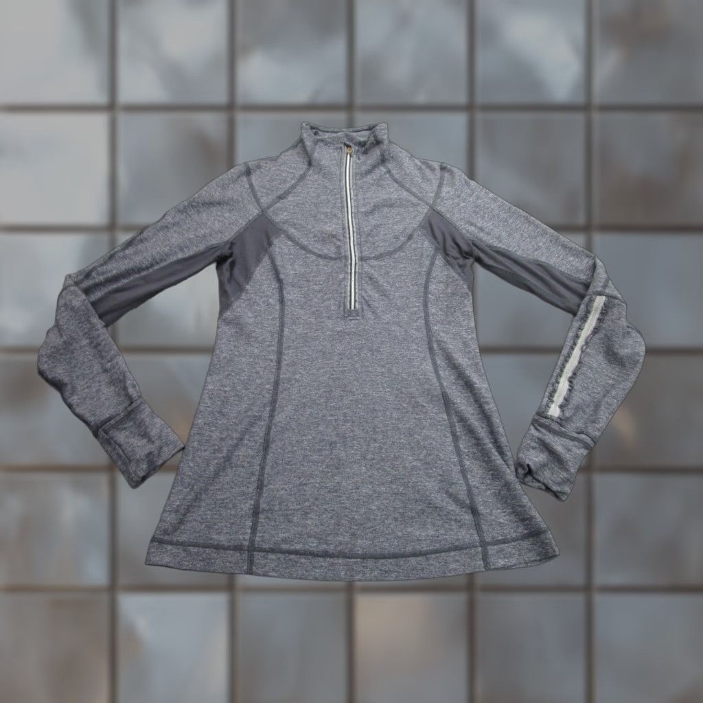 Lululemon Lululemon Pullover Women 8 Gray Mock Neck Half Zip Long Sleeve Thumbholes Reflective Running Gym Yoga Size M / US 6-8 / IT 42-44 - 1 Thumbnail