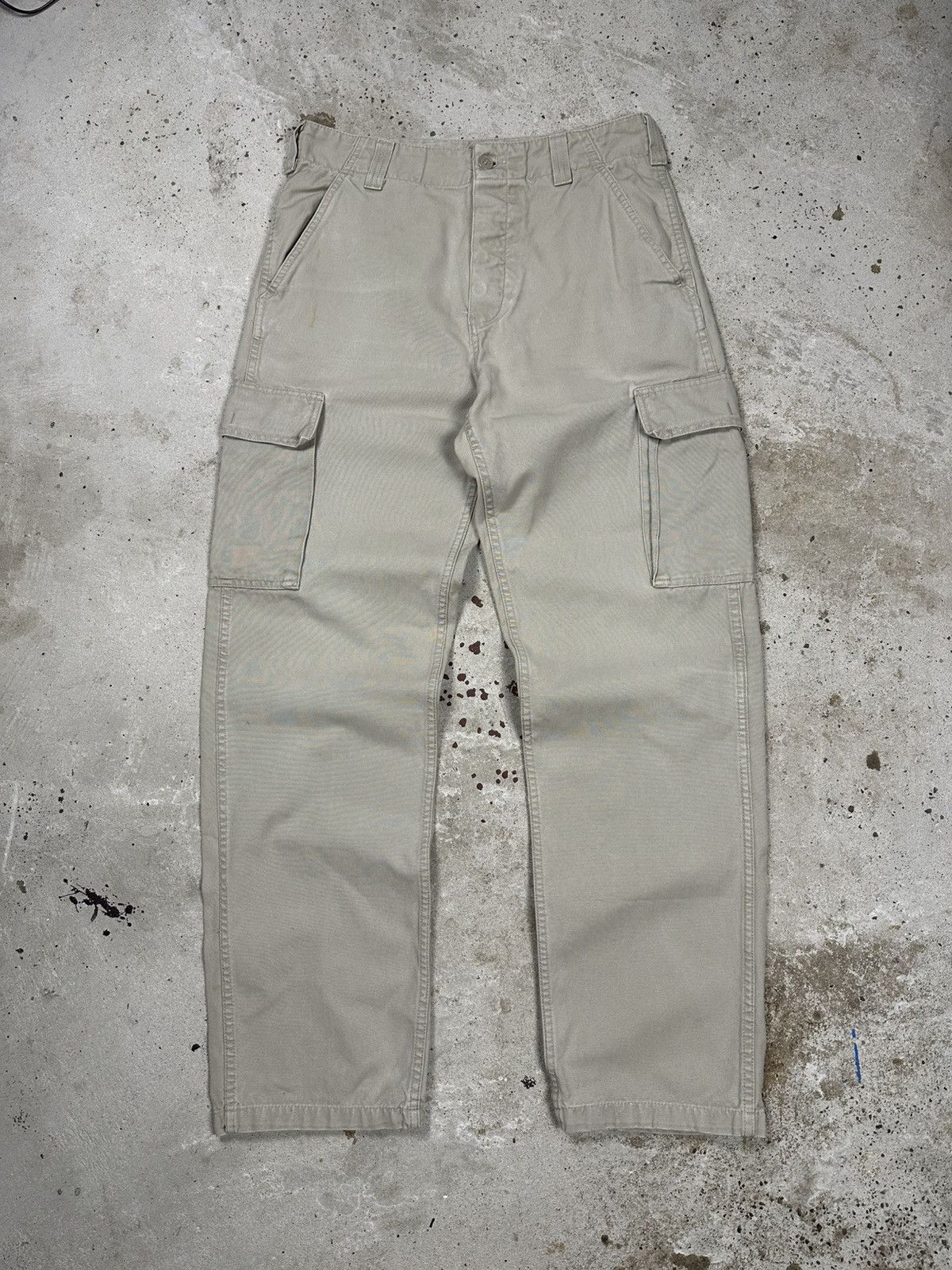 Levi's Vintage 1998 Levi’s 676 Baggy Beige Cargo Pants Loose Fit Size US 34 / EU 50 - 1 Thumbnail