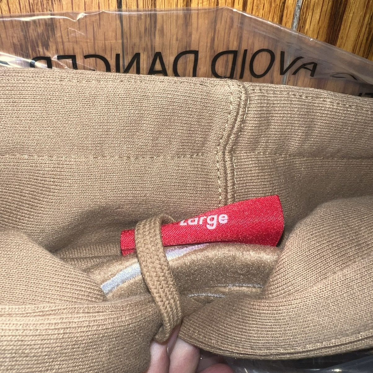 Supreme Supreme Satin Applique Hooded Sweatshirt Light Tan Size L Size US L / EU 52-54 / 3 - 5 Thumbnail