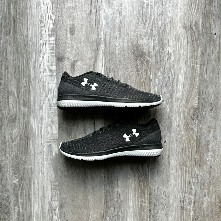 UNDER ARMOUR • Threadborne Slingflex (13M)