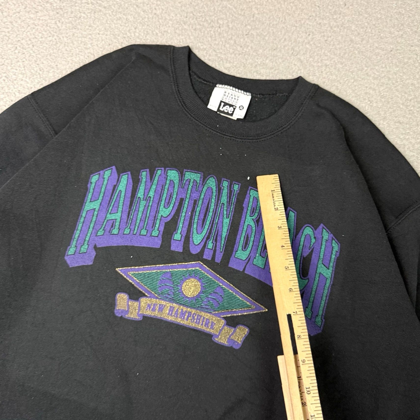 Lee VINTAGE Breezin Up Athletic Sweatshirt Mens XL Black 90s Hampton Beach Distressed Graphic Print Cotton Fleece Crew Neck Pullover All Seasons Size US XL / EU 56 / 4 - 5 Thumbnail