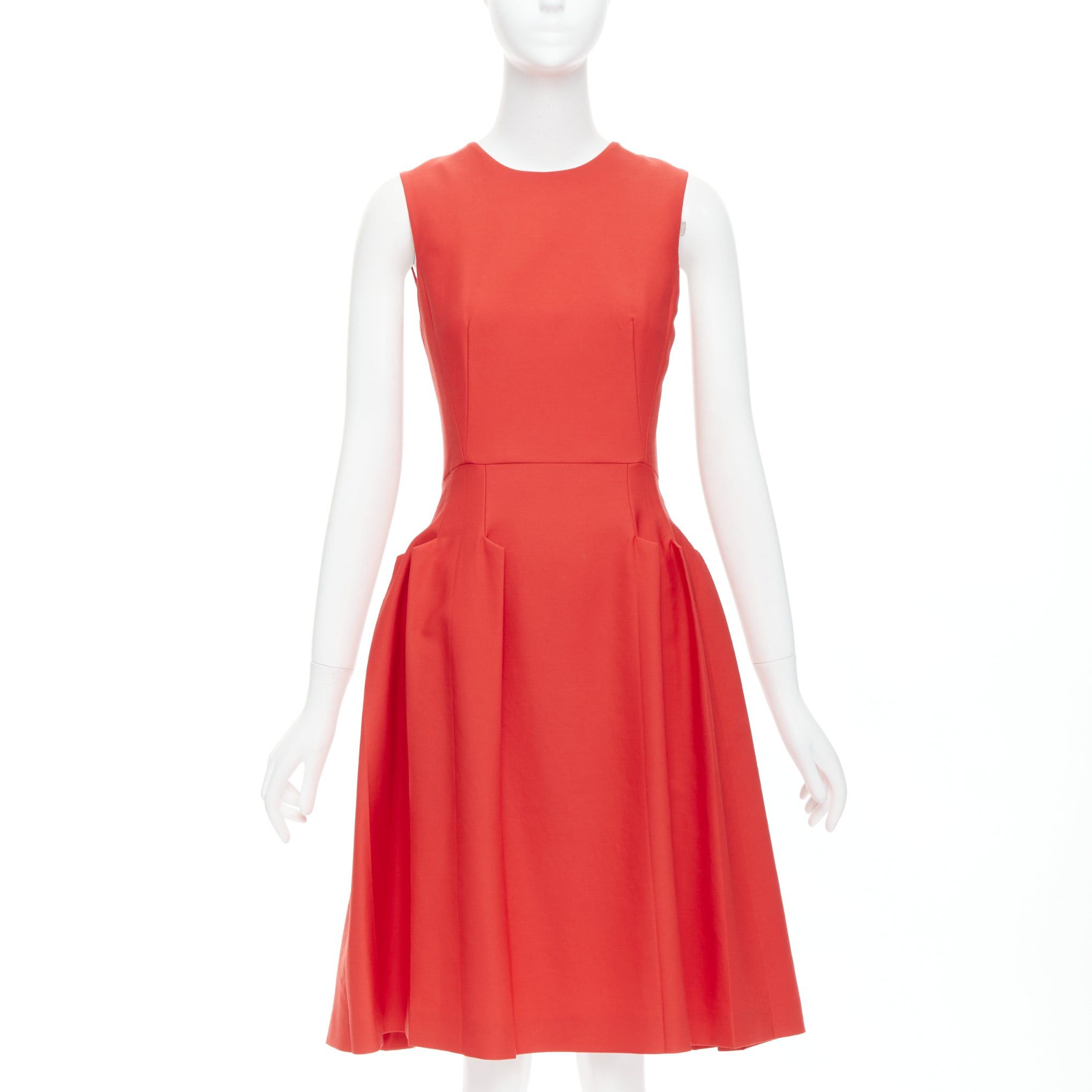 Bottega Veneta BOTTEGA VENETA red 100% vrigin wool 3D pleated crew neck fit flare dress Size S / US 4 / IT 40 - 1 Thumbnail