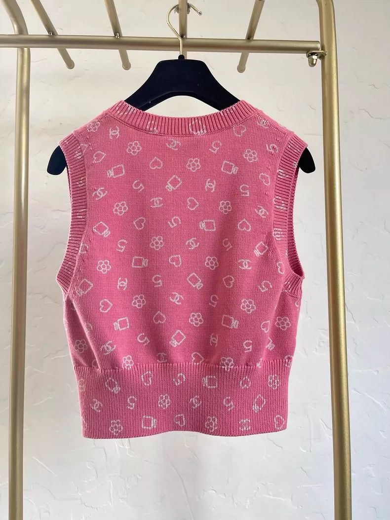 Chanel Chanel 23c pink love vest Size XXS / US 00 / IT 34 - 2 Thumbnail