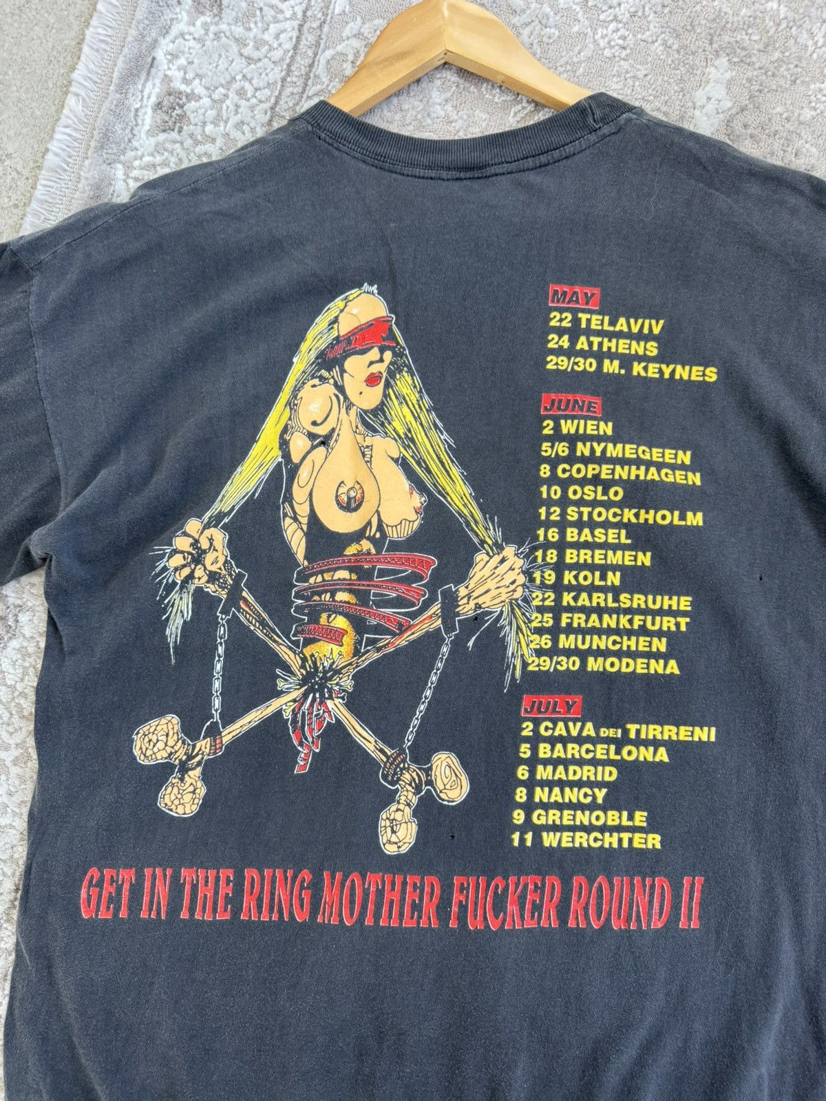 Guns N' Roses 90’s Guns N' Roses Get In The Ring vintage Faded t-shirt Size US XL / EU 56 / 4 - 13 Thumbnail