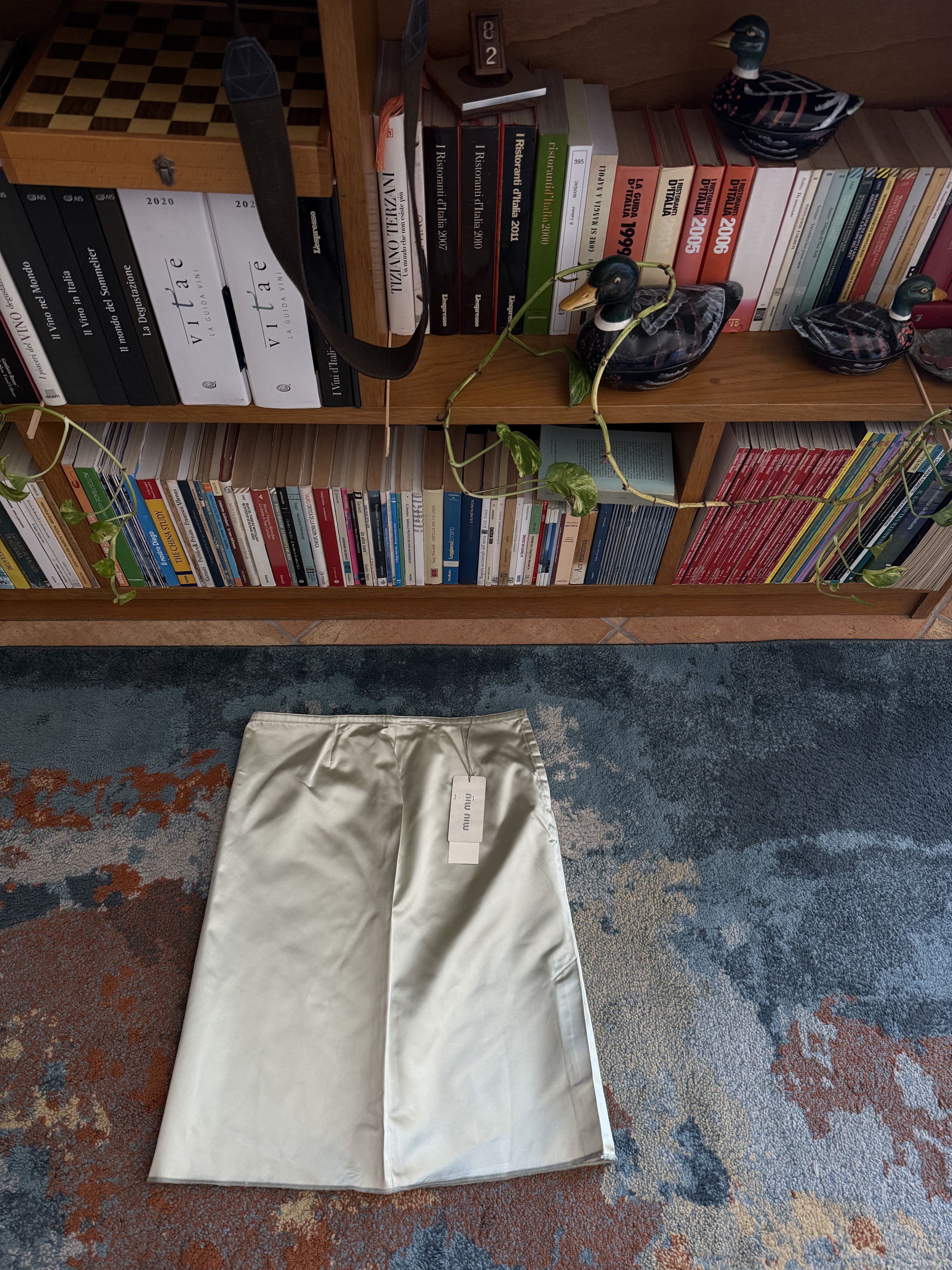 Miu Miu Miu Miu y2k Silk Skirt Size 30" / US 8 / IT 44 - 1 Thumbnail