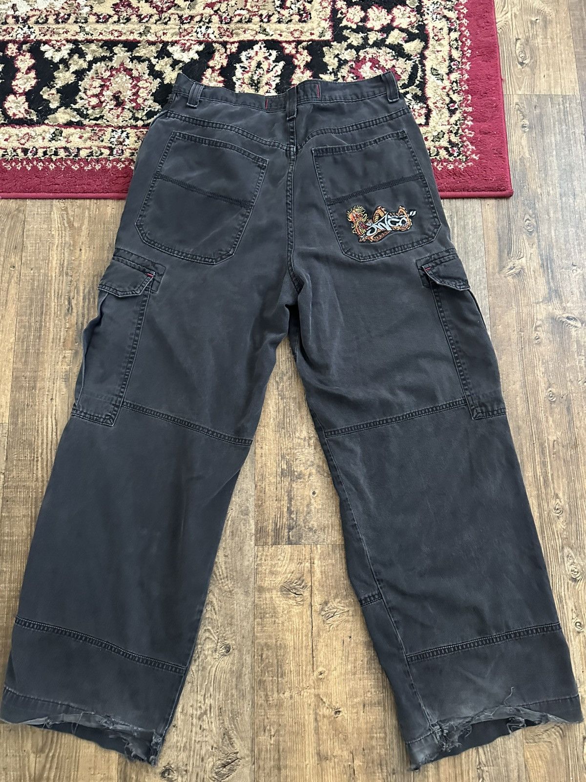 JNCO Vintage Jncos with dragon graphic Size US 34 / EU 50 - 1 Thumbnail